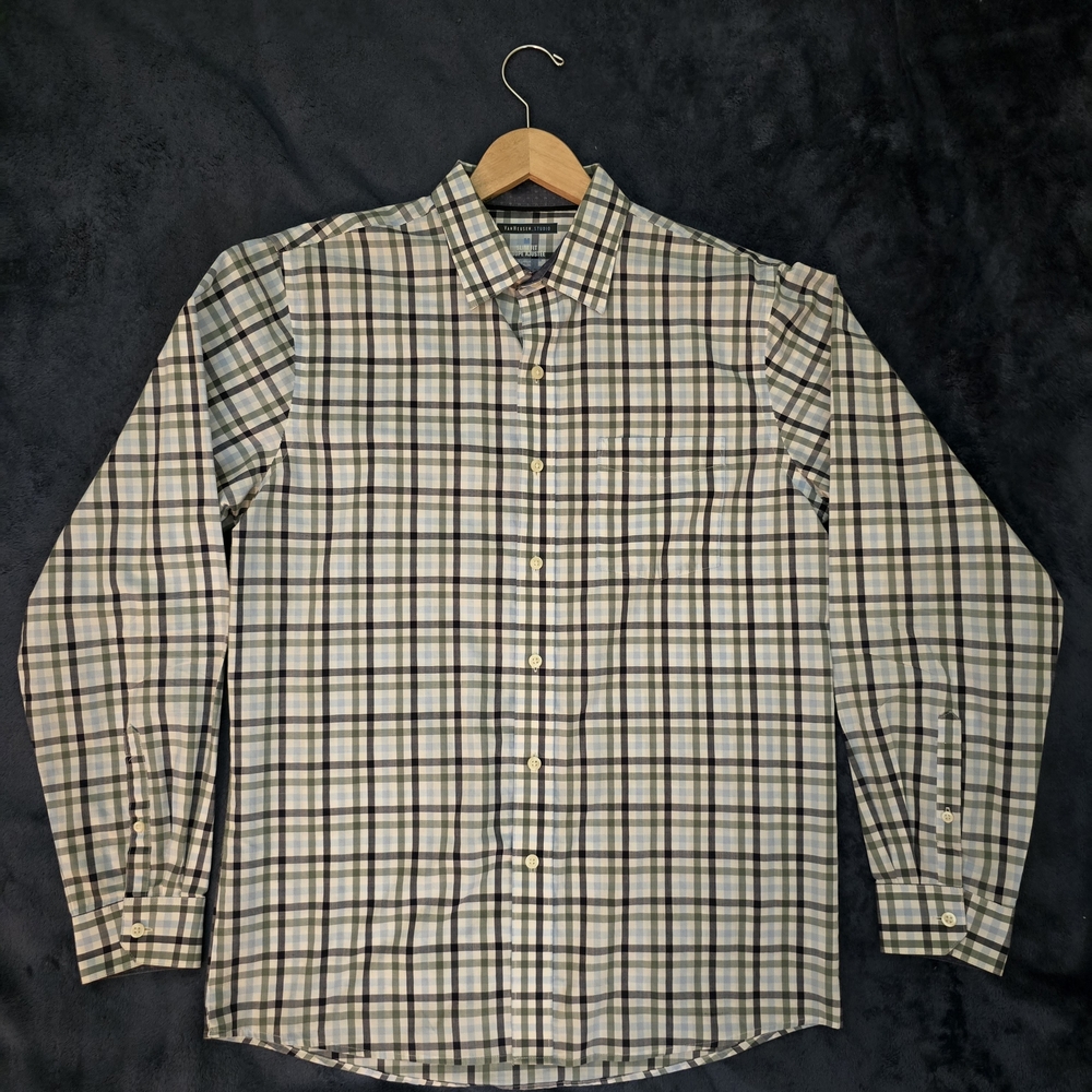 Van Heusen Slim Fit Button Down Long Sleeve Shirt